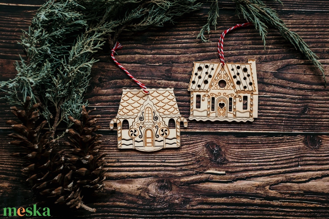 Fa mézeskalács házikó karácsonyi dísz Karácsonyi dekoráció Ajándék - karácsony - karácsonyi lakásdekoráció - karácsonyfadíszek - Meska.hu