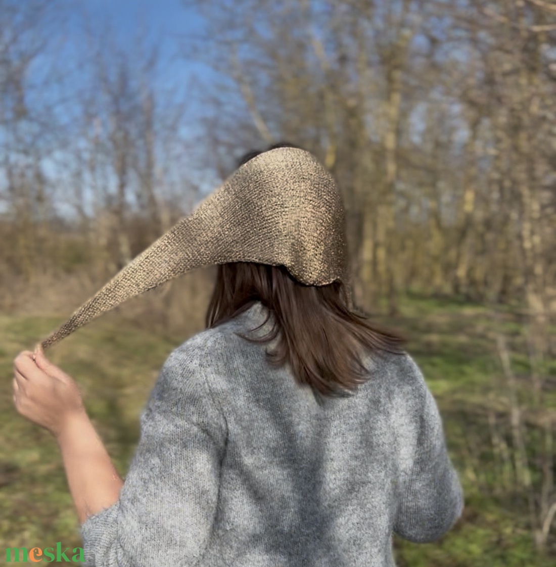 Arany színű, metálfényű kötött kendő - ruha & divat - sál, sapka, kendő - fejpánt - Meska.hu