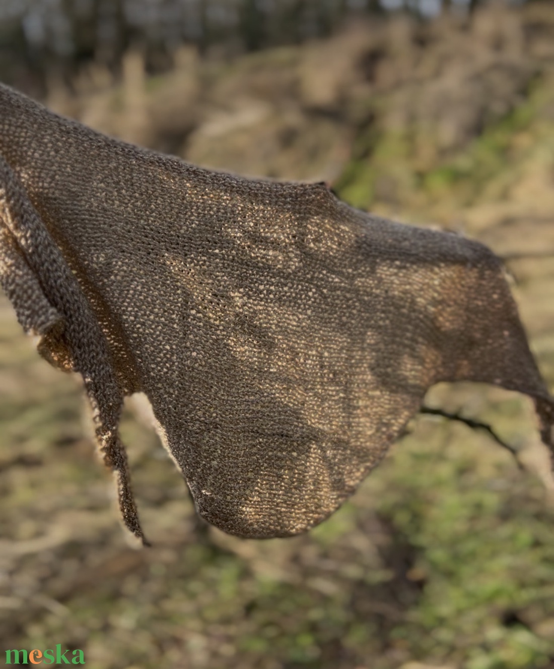 Arany színű, metálfényű kötött kendő - ruha & divat - sál, sapka, kendő - fejpánt - Meska.hu