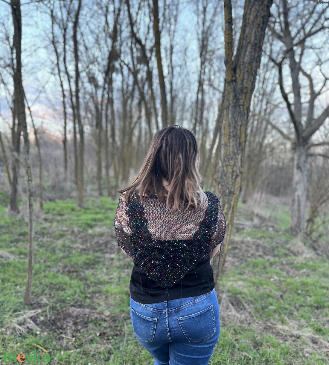 Szivárványos Csillogás: Egyedi Kézzel Kötött Kendő - ruha & divat - sál, sapka, kendő - kendő - Meska.hu