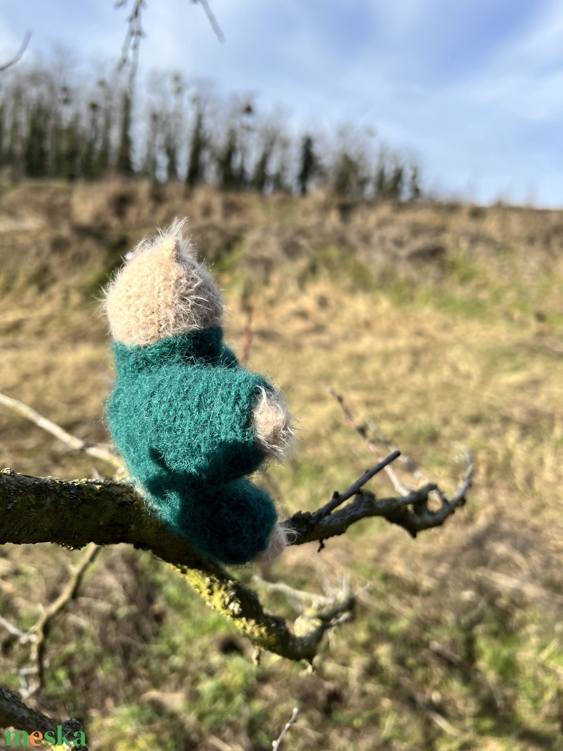 Kézzel kötött bababarát maci alpaka�selyem ruhában � 13 cm - játék & sport - plüssállat & játékfigura - maci - Meska.hu