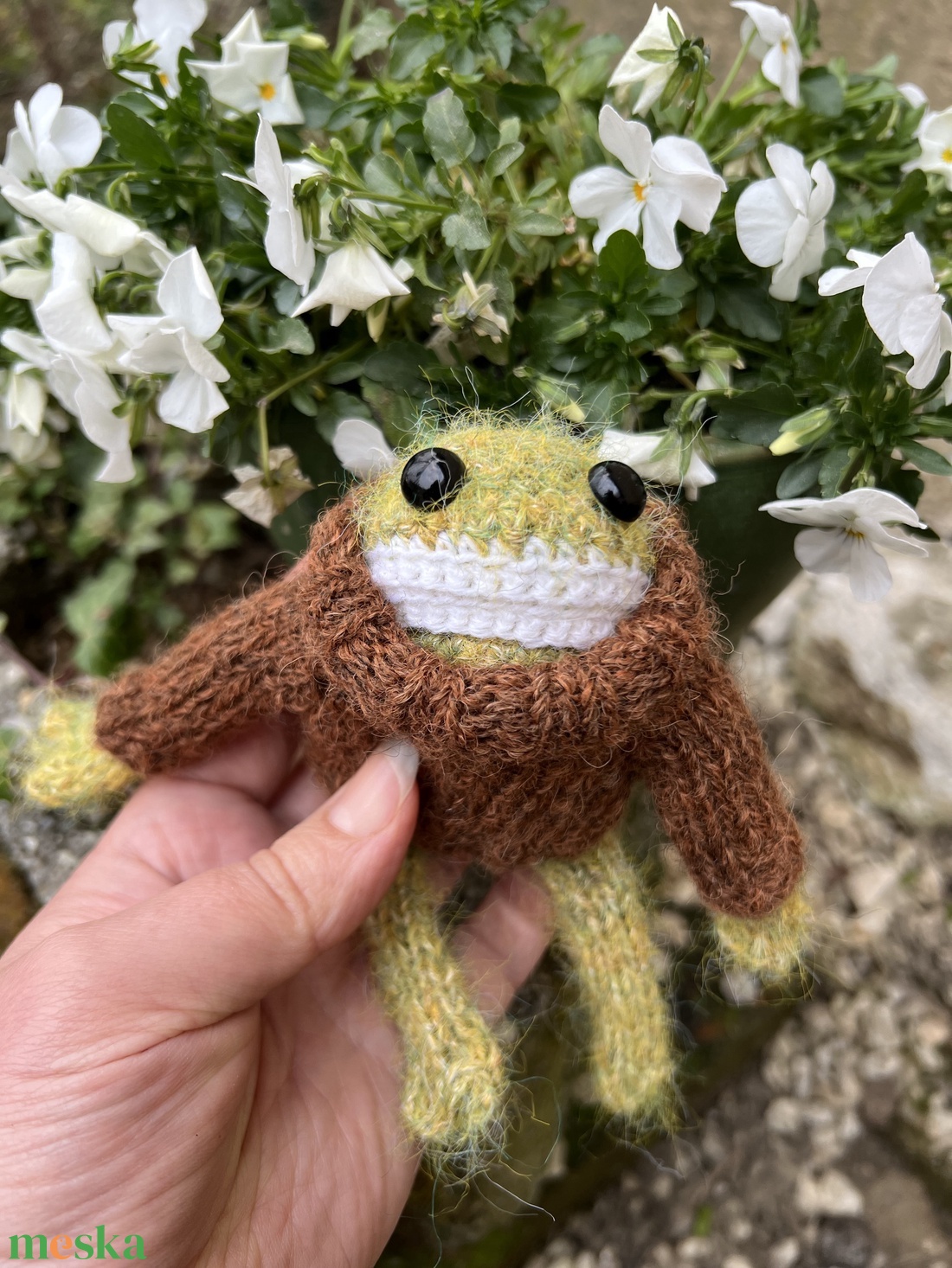 Prémium kézműves béka kordbársony ruhában - Díszcsomagolással. Egyedi designer játék - játék & sport - plüssállat & játékfigura - plüss mesefigurák - Meska.hu