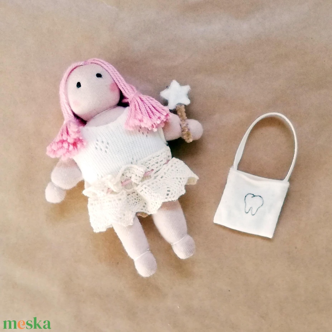 My Tiny Doll - Fogtündér rózsaszín hajjal - 50% kedvezménnyel - játék & sport - baba & babaház - baba - Meska.hu My Tiny Doll - Fogtündér rózsaszín hajjal - 50% kedvezménnyel - játék & sport - baba & babaház - baba - Meska.hu