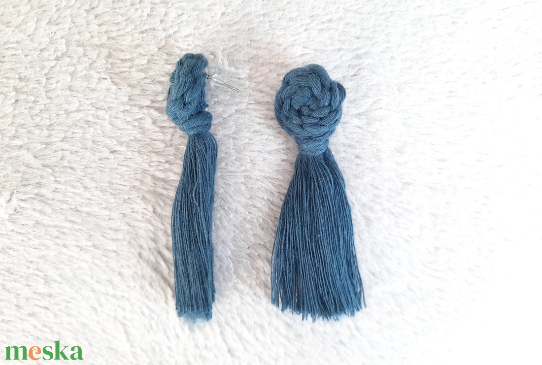 makramé knot fülbevaló - pávakék - ékszer - fülbevaló - lógó fülbevaló - Meska.hu makramé knot fülbevaló - pávakék - ékszer - fülbevaló - lógó fülbevaló - Meska.hu