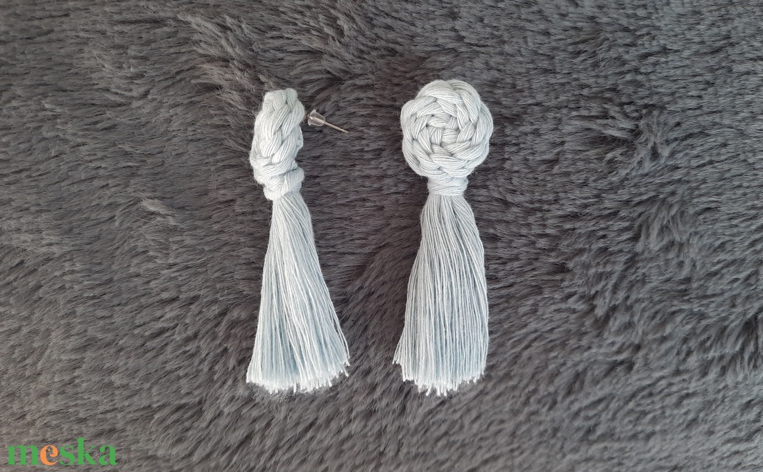 makramé knot fülbevaló - világoskék - ékszer - fülbevaló - lógó fülbevaló - Meska.hu makramé knot fülbevaló - világoskék - ékszer - fülbevaló - lógó fülbevaló - Meska.hu