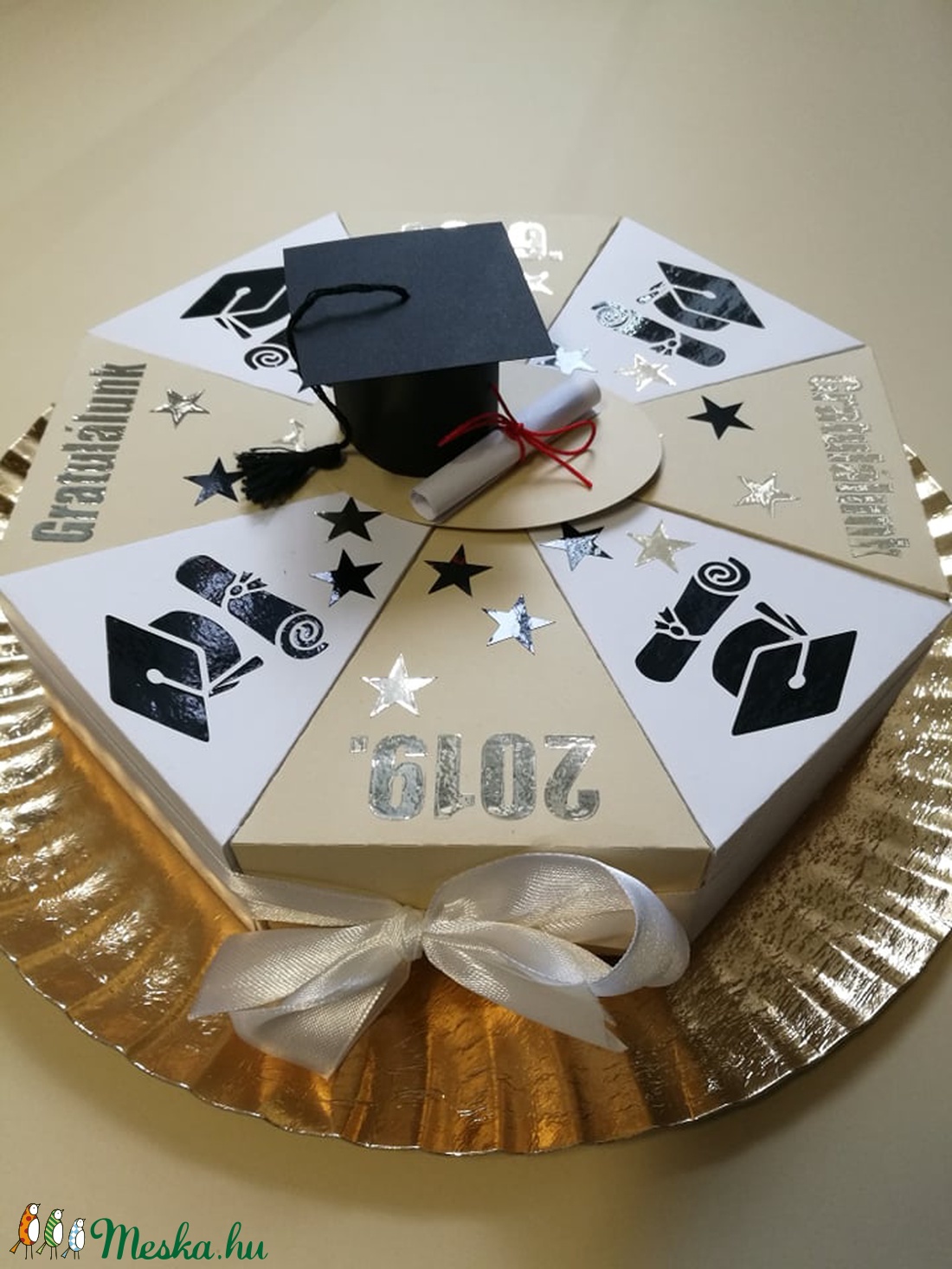 Papírtorta ballagásra, diplomaosztóra - - Meska.hu Papírtorta ballagásra, diplomaosztóra - - Meska.hu