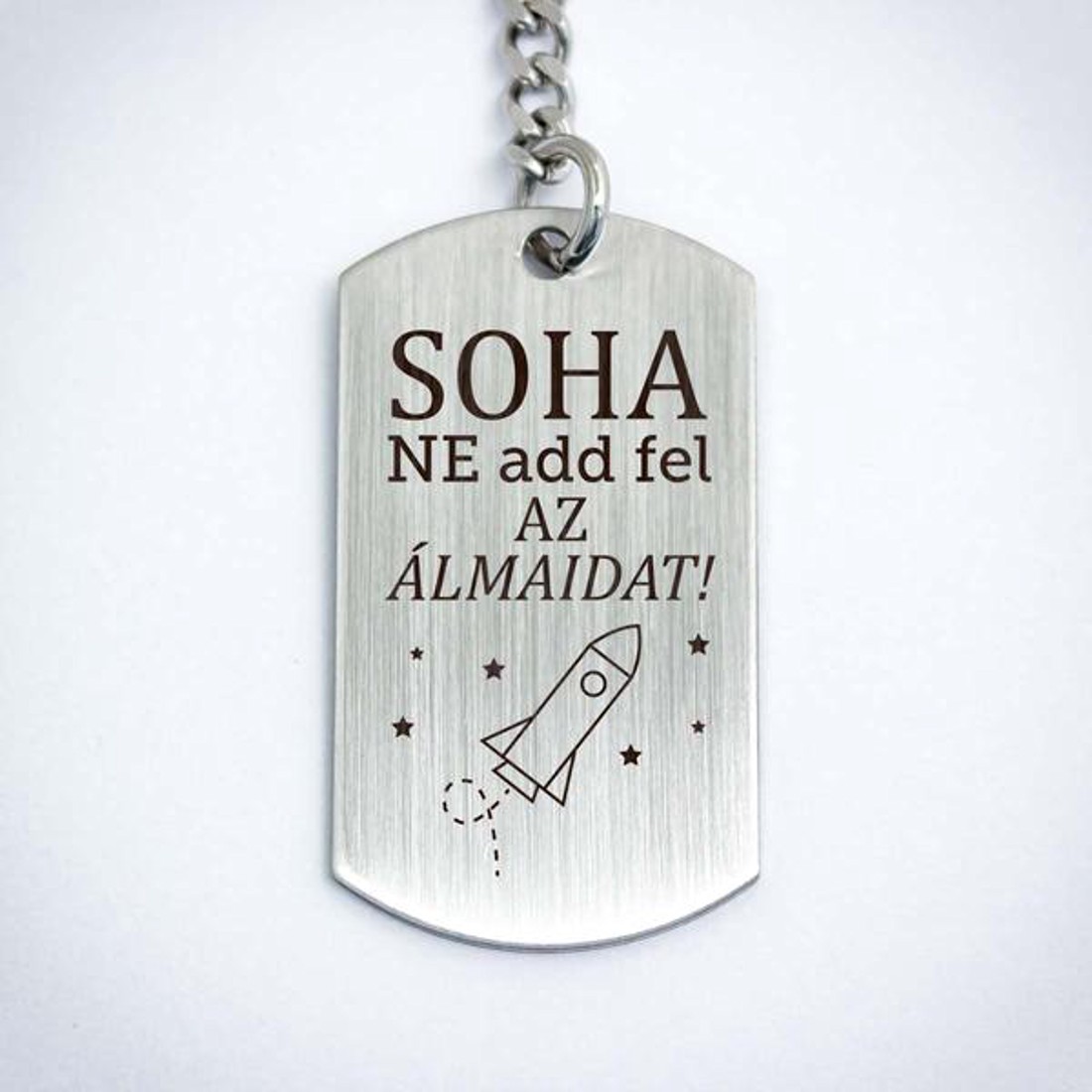 Soha ne add fel az álmaid acél medálos kulcstartó - táska & tok - kulcstartó & táskadísz - kulcstartó - Meska.hu