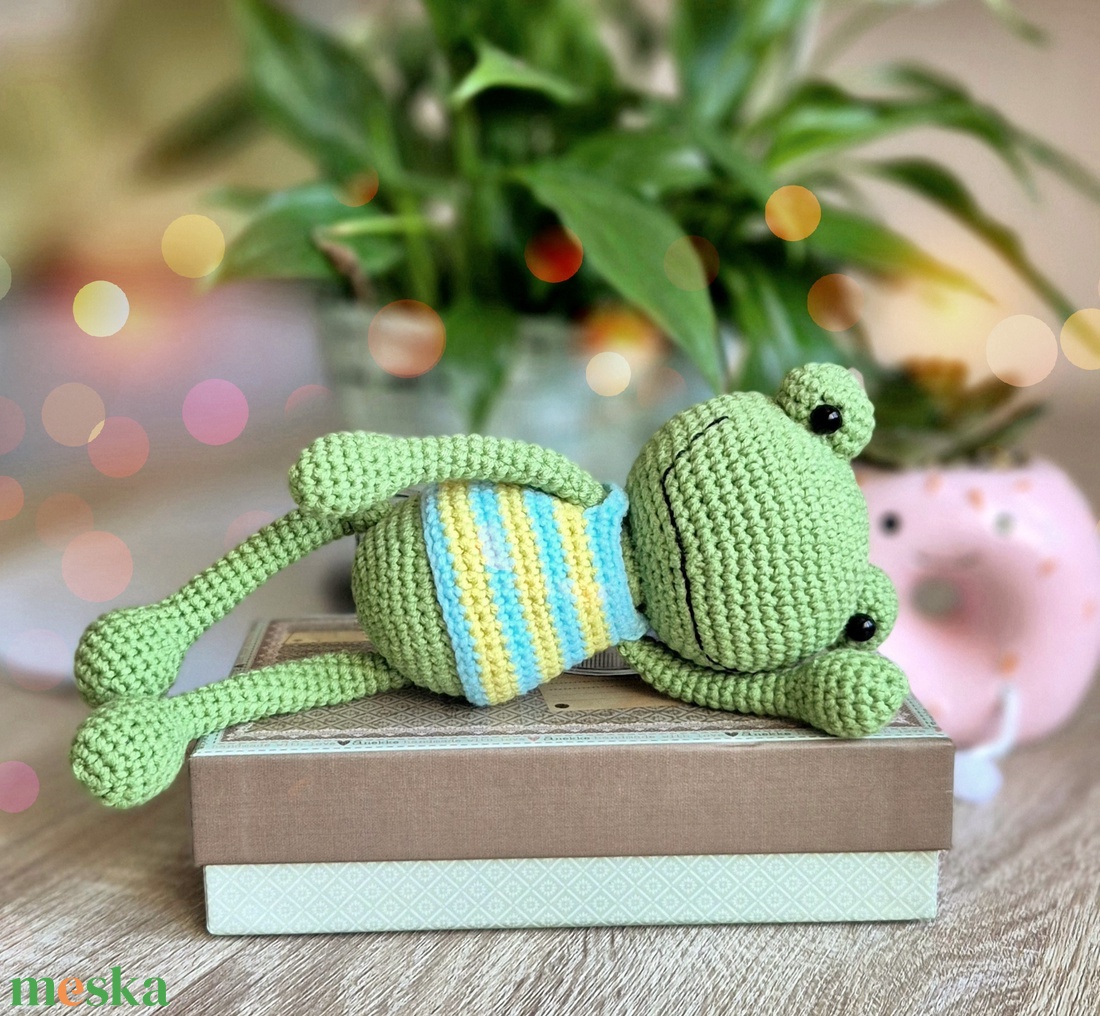 Horgolt béka, amigurumi állatfigura, nyári dekoráció, babaszoba dekoráció - játék & sport - plüssállat & játékfigura - béka - Meska.hu Horgolt béka, amigurumi állatfigura, nyári dekoráció, babaszoba dekoráció - játék & sport - plüssállat & játékfigura - béka - Meska.hu