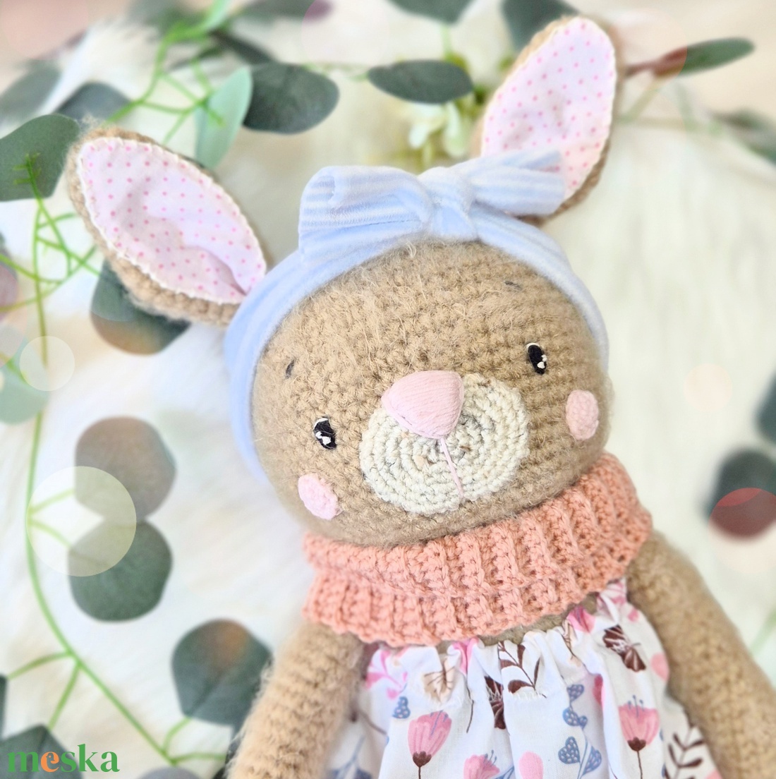 Horgolt nyuszi, amigurumi nyúl, húsvéti dekoráció - játék & sport - plüssállat & játékfigura - nyuszi - Meska.hu