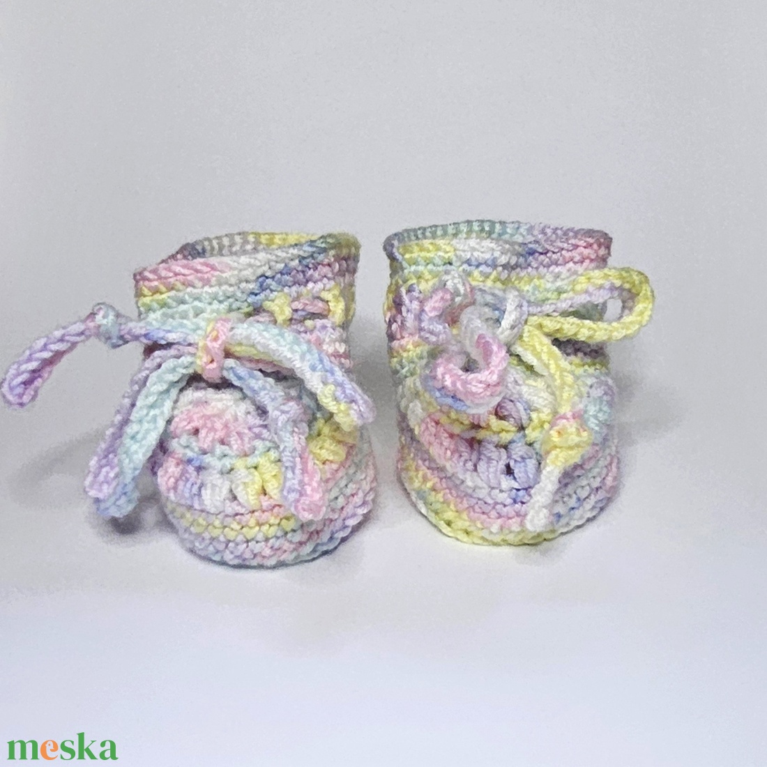 Horgolt kiscipő, babacipő - baba - mama - babaruházat - babacipő - Meska.hu