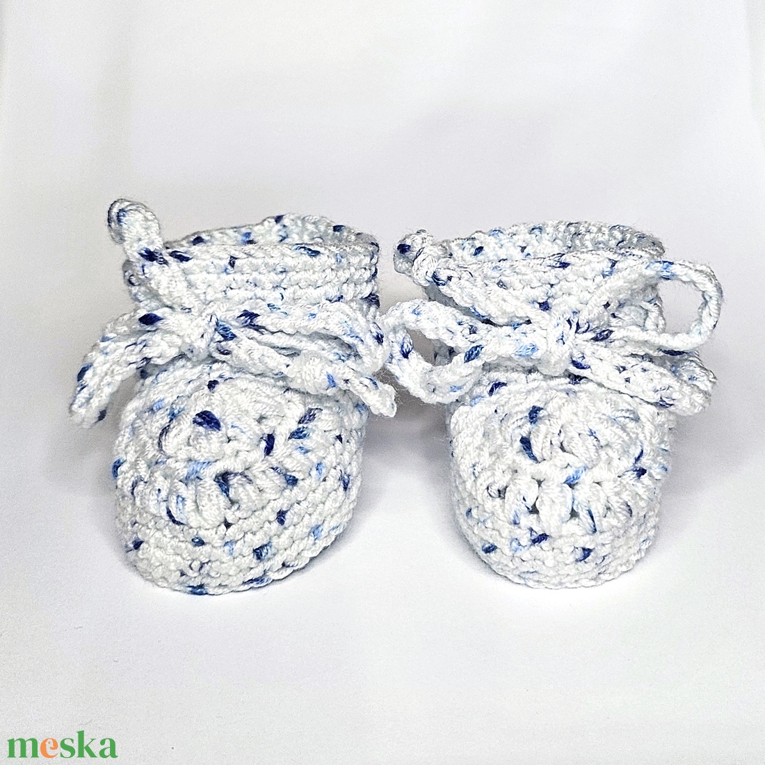 Horgolt kiscipő, babacipő - baba - mama - babaruházat - babacipő - Meska.hu