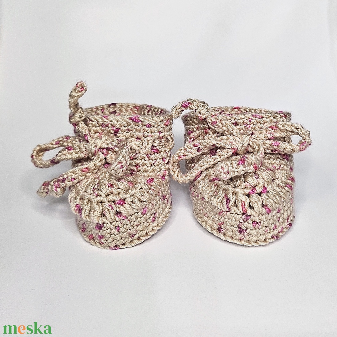 Horgolt kiscipő, babacipő - baba - mama - babaruházat - babacipő - Meska.hu