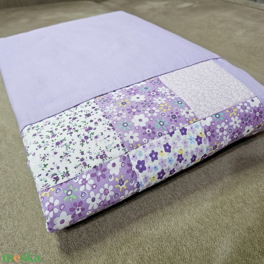 Lila, kétoldalas babatakaró, játszópléd patchwork betéttel - baba - mama - baba ágynemű - babatakaró, gyerek pléd - Meska.hu