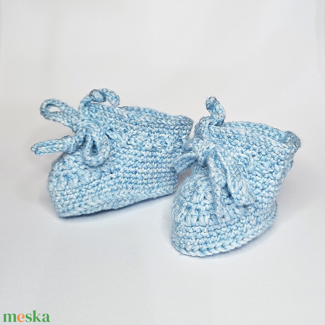 Horgolt kiscipő, babacipő - baba - mama - babaruházat - babacipő - Meska.hu