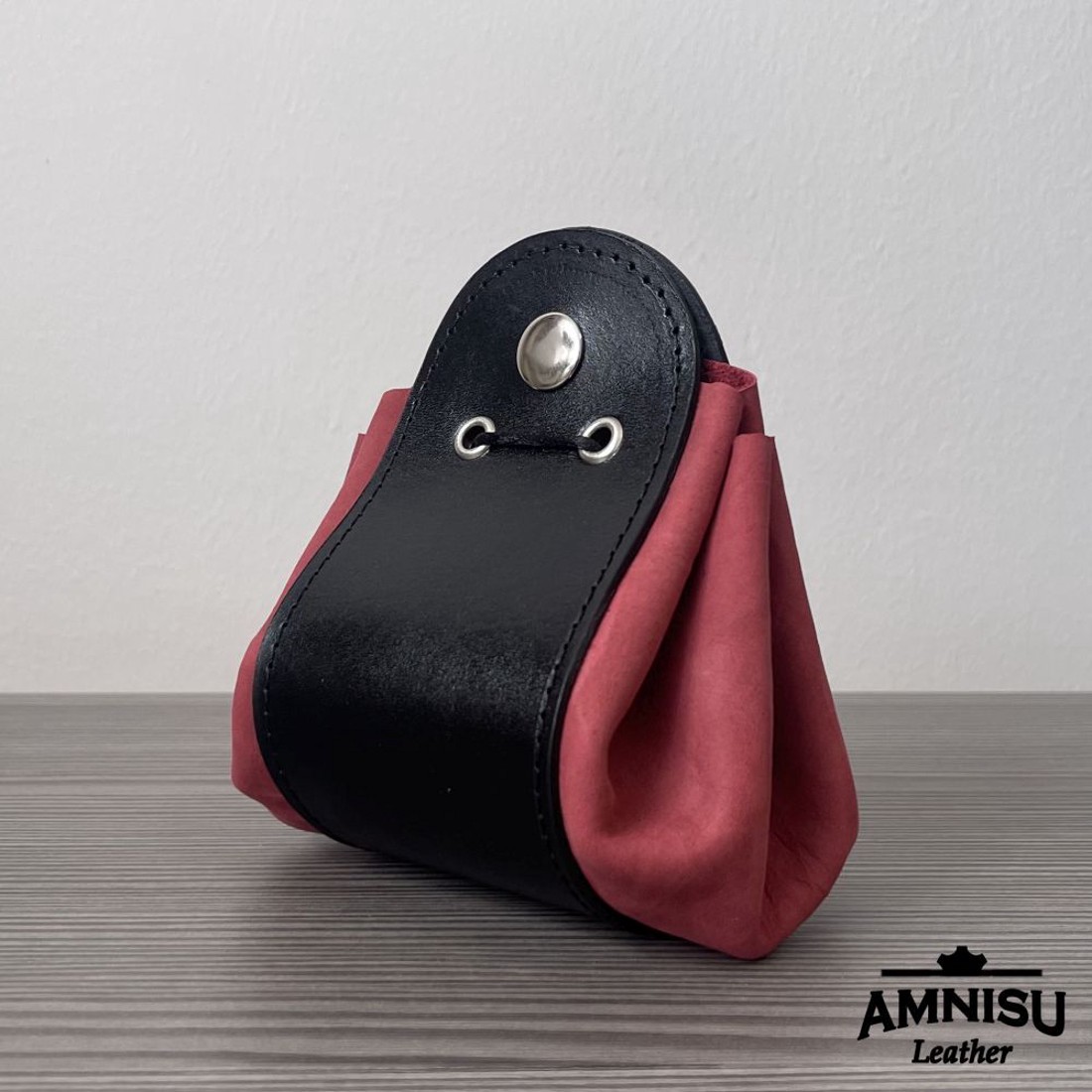 2in1 szütyő és kockatálca - fekete - piros - játék & sport - táblajáték és kártyajáték - társasjátékok - dobókocka - Meska.hu