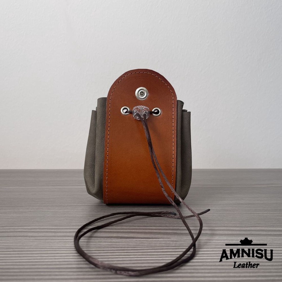 2in1 szütyő és kockatálca - konyak - keki - játék & sport - táblajáték és kártyajáték - társasjátékok - dobókocka - Meska.hu