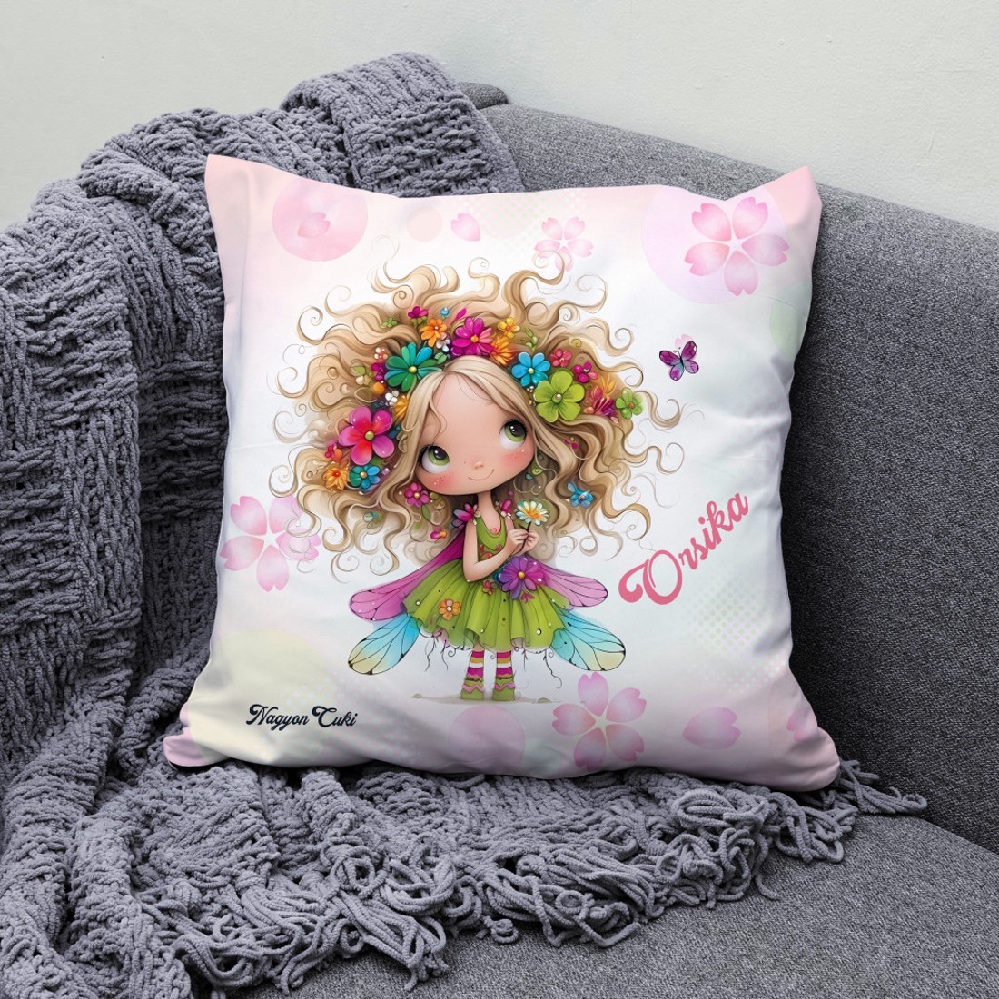 Névvel kérhető - Bájos virág tündér pillangóval mintás párna - otthon & életmód - lakástextil - párna & párnahuzat - díszpárna (belsővel együtt) - Meska.hu