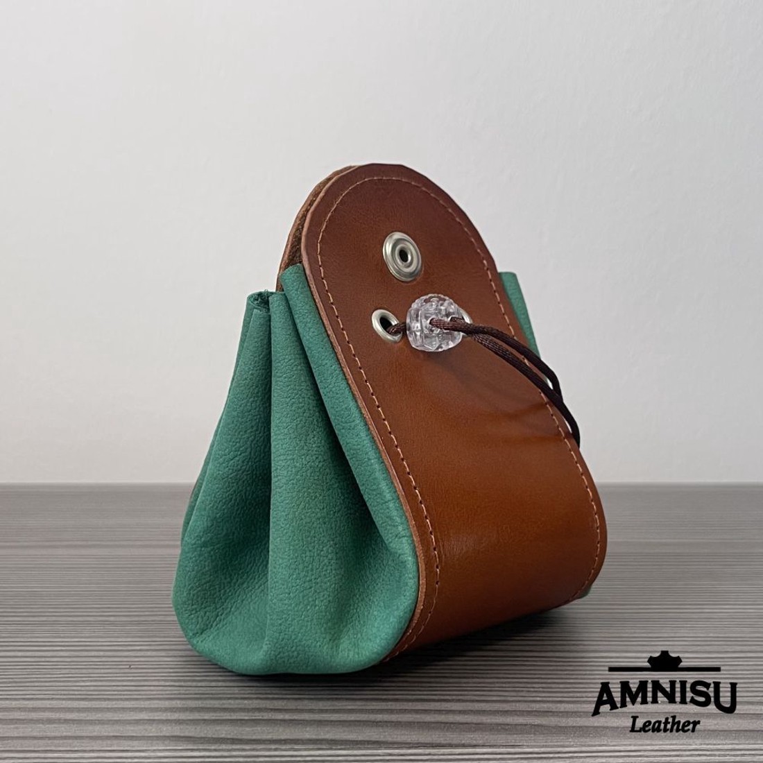 2in1 szütyő és kockatálca - konyak - zöld - játék & sport - táblajáték és kártyajáték - társasjátékok - dobókocka - Meska.hu