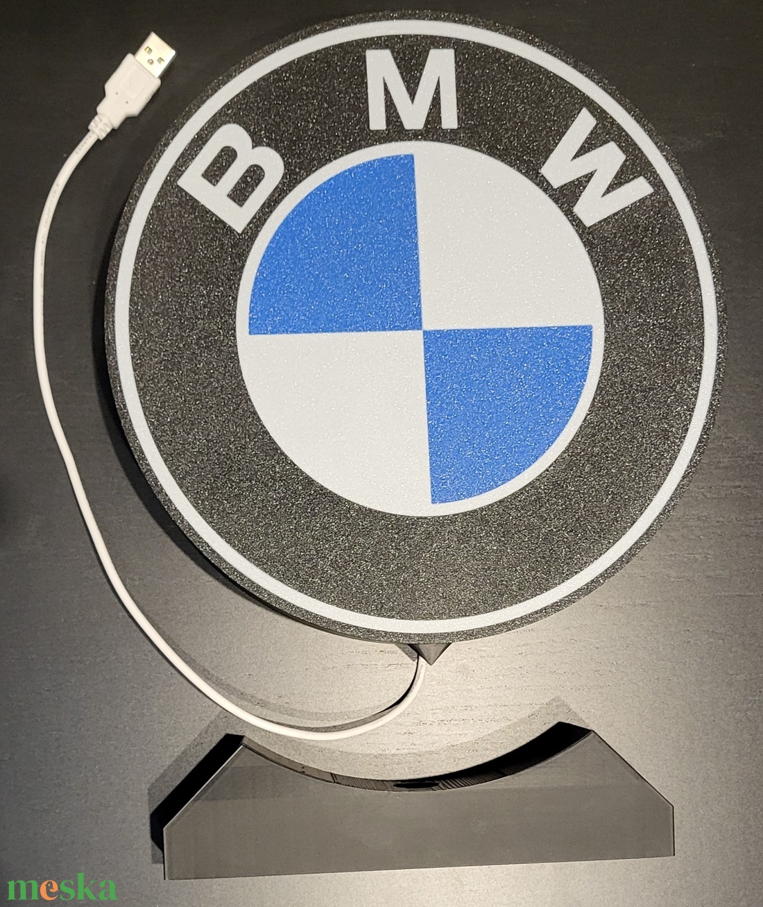 BMW dekor lmpa - otthon & életmód - dekoráció - fali és függő dekoráció - falra akasztható dekor - Meska.hu BMW dekor lmpa - otthon & életmód - dekoráció - fali és függő dekoráció - falra akasztható dekor - Meska.hu