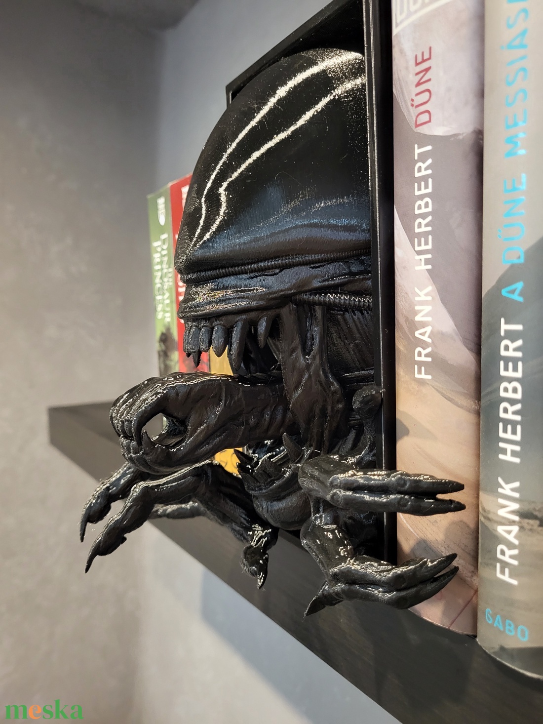 Alien Xenomorph Könyvtmasz - otthon & életmód - dekoráció - asztal és polc dekoráció - könyvtámasz - Meska.hu Alien Xenomorph Könyvtmasz - otthon & életmód - dekoráció - asztal és polc dekoráció - könyvtámasz - Meska.hu