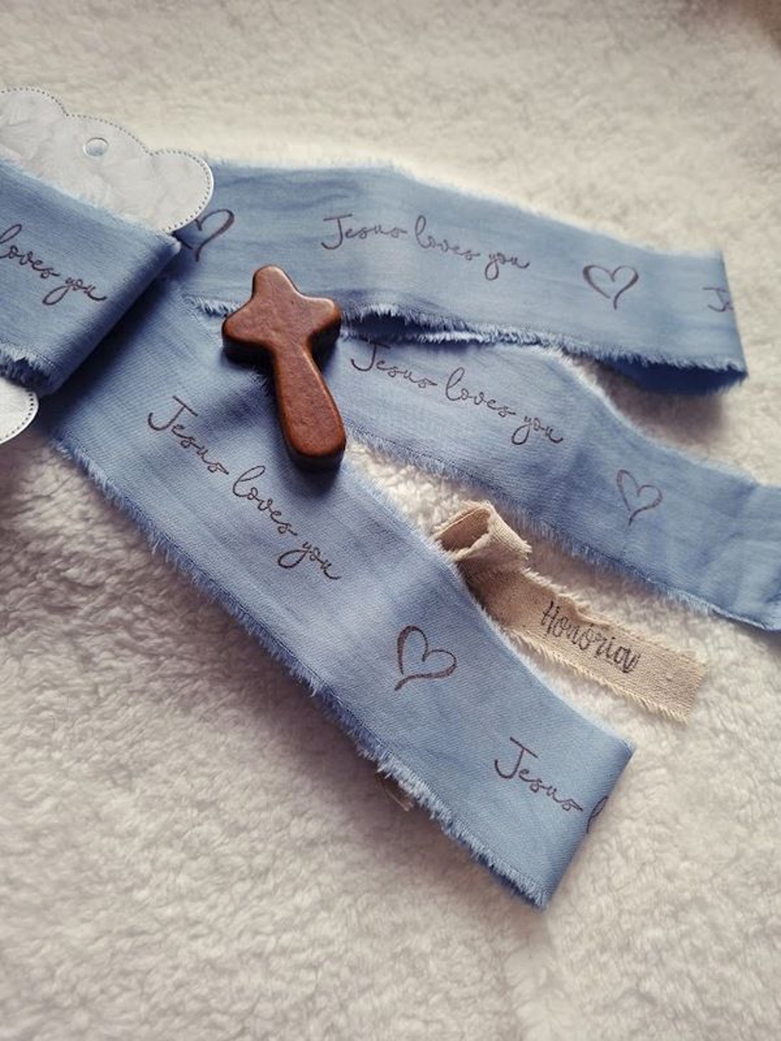 Kézzel festett és bélyegzett, tépett, pamutszalag, Bibliai, igés, felirattal- középkék-018 - kellékek & szerszámok - rövidáru - szalag, pánt - textilszalag - Meska.hu