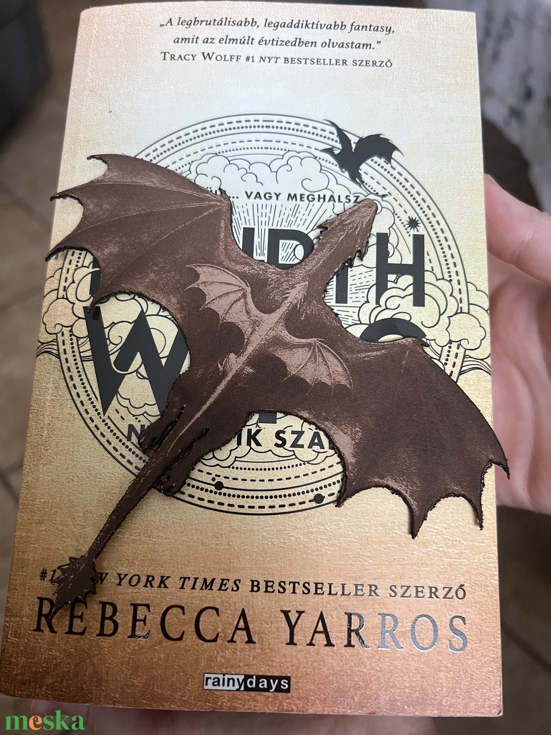 Bőr Fourth Wing könyvjelző - könyv & zene - könyvjelző - Meska.hu