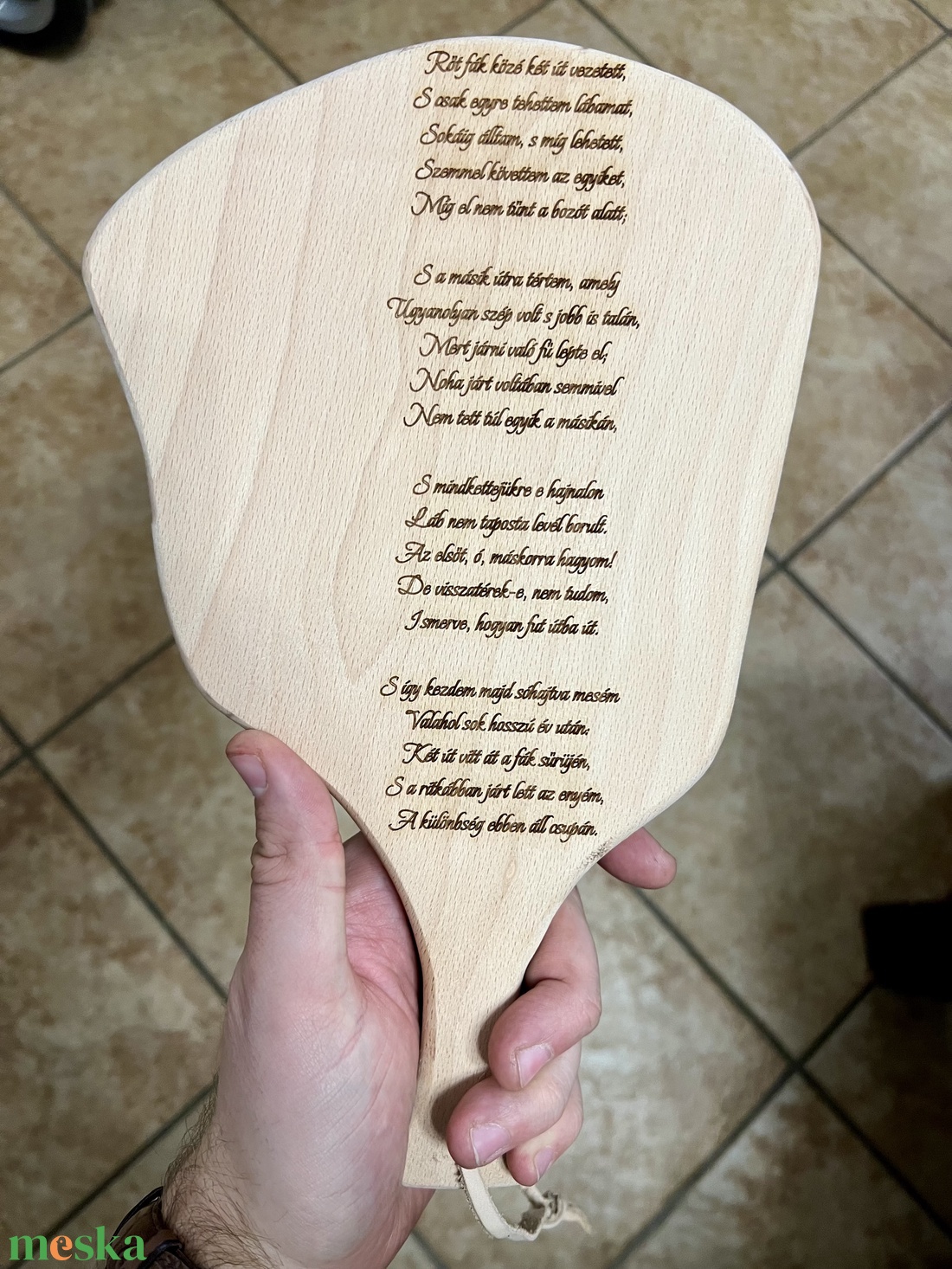 Cinegés vágódeszka gravírozással - otthon & életmód - konyhafelszerelés, tálalás - sütés, főzés - vágódeszka - Meska.hu