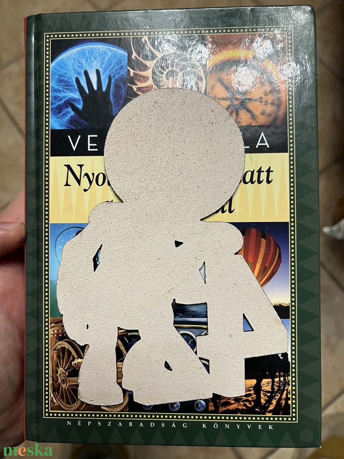 Bőr Marvin - 42 könyvjelző - könyv & zene - könyvjelző - Meska.hu