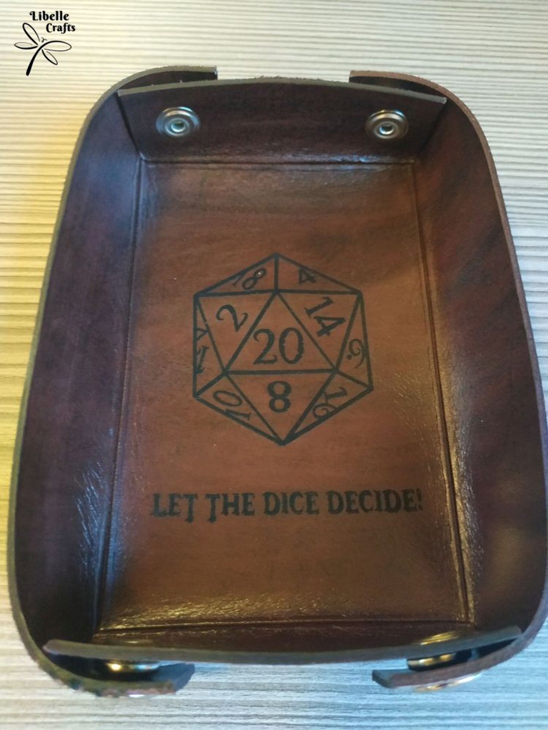 Let the dice decide! feliratú kockadobó tálca - játék & sport - táblajáték és kártyajáték - társasjátékok - dobókocka - Meska.hu