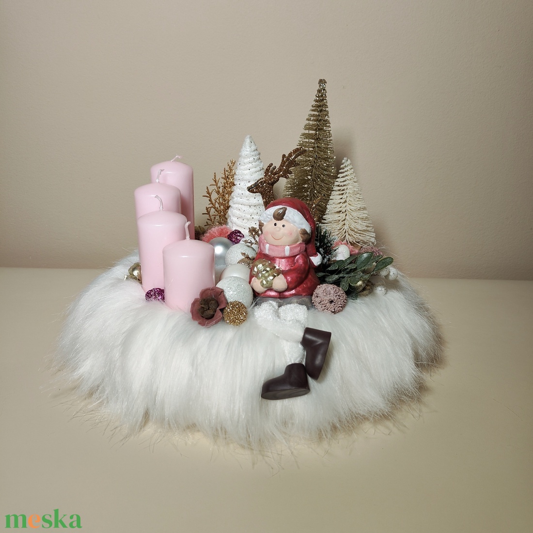 Adventi szőrmés asztali dísz - karácsony - karácsonyi lakásdekoráció - karácsonyi lakásdíszek - Meska.hu