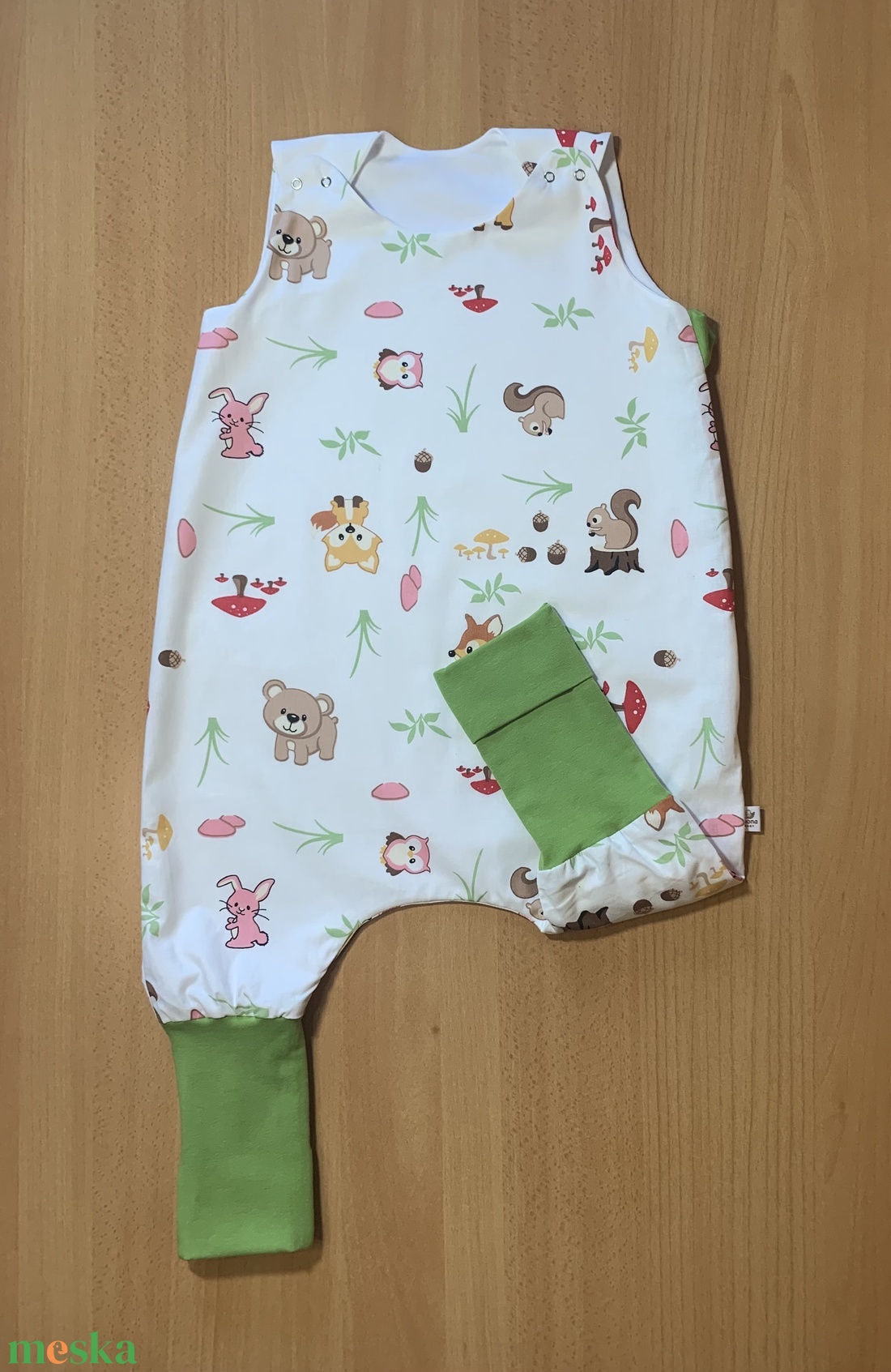 Tipegőhálózsák-Erdei mese - ruha & divat - babaruha & gyerekruha - tipegőhálózsák - Meska.hu Tipegőhálózsák-Erdei mese - ruha & divat - babaruha & gyerekruha - tipegőhálózsák - Meska.hu