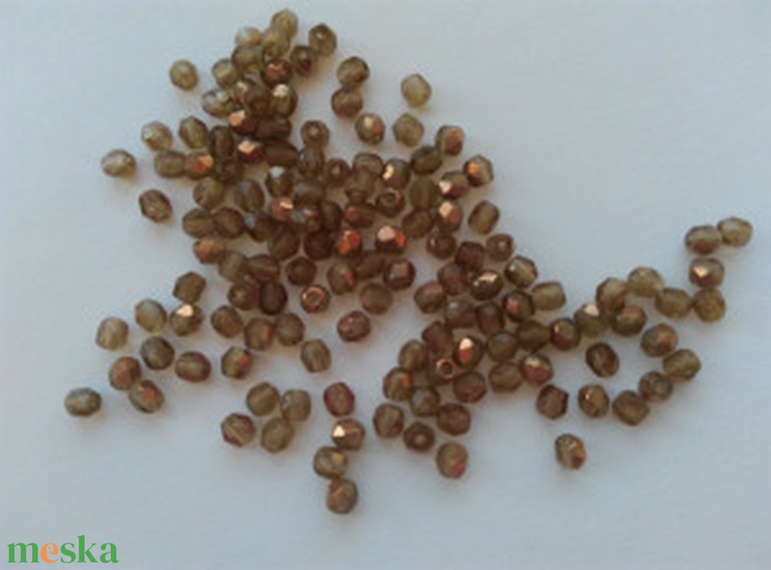 Cseh csiszolt üveggyöngy - 3mm - 100 db / csomag - színjátszós barna - kellékek & szerszámok - gyöngyfűzés kellékek - üveggyöngy - Meska.hu Cseh csiszolt üveggyöngy - 3mm - 100 db / csomag - színjátszós barna - kellékek & szerszámok - gyöngyfűzés kellékek - üveggyöngy - Meska.hu