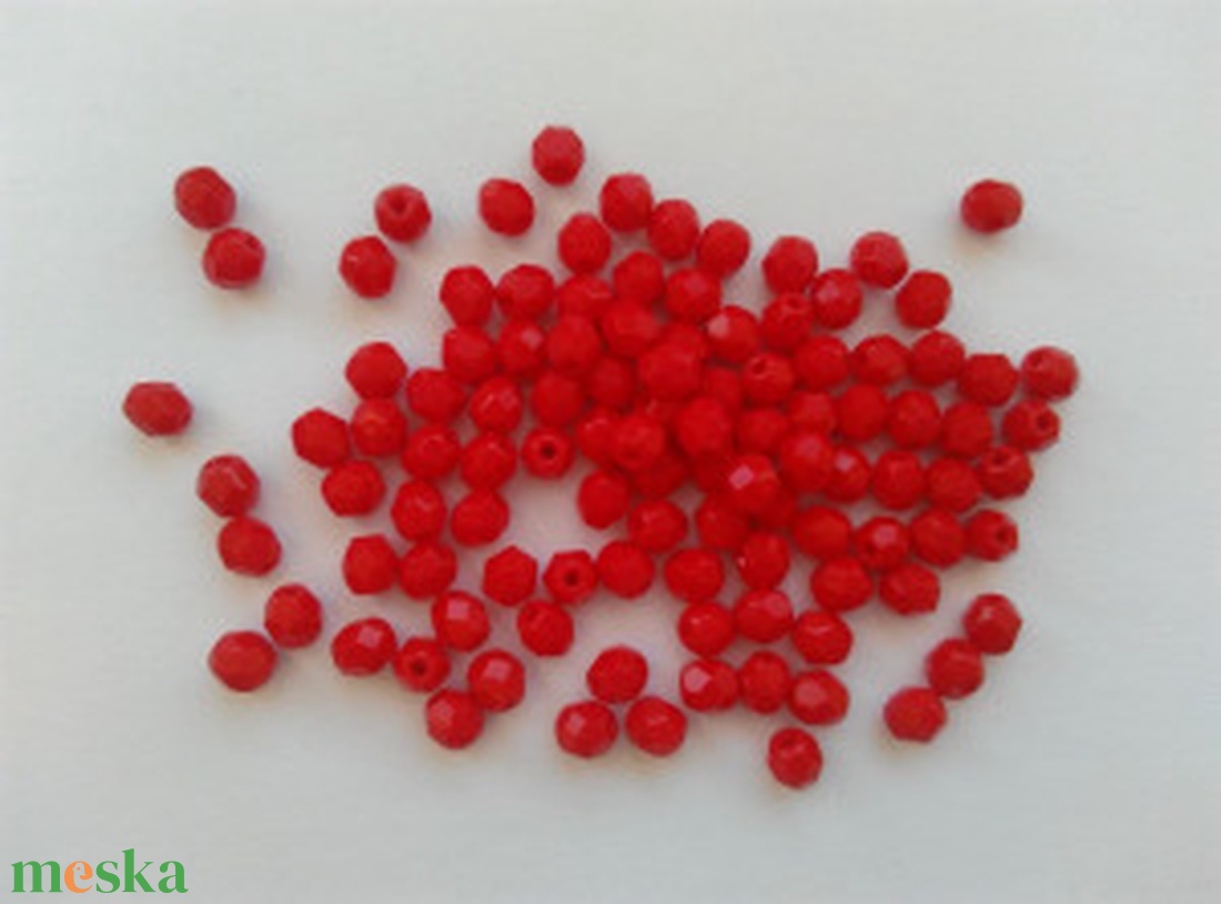 Cseh csiszolt üveggyöngy - 4mm - 100 db / csomag - piros - kellékek & szerszámok - gyöngyfűzés kellékek - üveggyöngy - Meska.hu