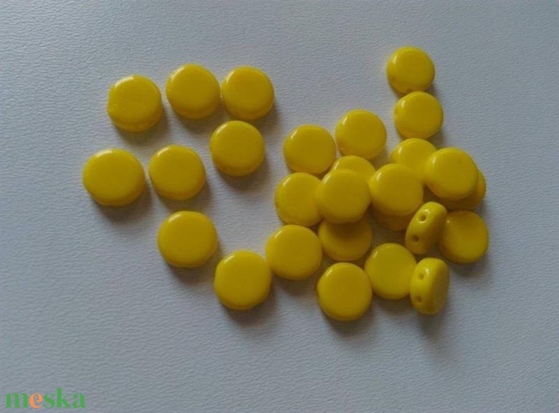 Cseh üveggyöngy - kétlyukú - 8x3mm - 25 db / csomag - citrom - kellékek & szerszámok - gyöngyfűzés kellékek - üveggyöngy - Meska.hu Cseh üveggyöngy - kétlyukú - 8x3mm - 25 db / csomag - citrom - kellékek & szerszámok - gyöngyfűzés kellékek - üveggyöngy - Meska.hu