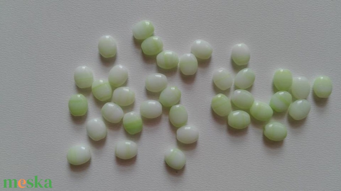 Cseh üveggyöngy - 8 x 6,5 x 4 mm - 34 db / csomag- halványzöld - kellékek & szerszámok - gyöngyfűzés kellékek - üveggyöngy - Meska.hu Cseh üveggyöngy - 8 x 6,5 x 4 mm - 34 db / csomag- halványzöld - kellékek & szerszámok - gyöngyfűzés kellékek - üveggyöngy - Meska.hu