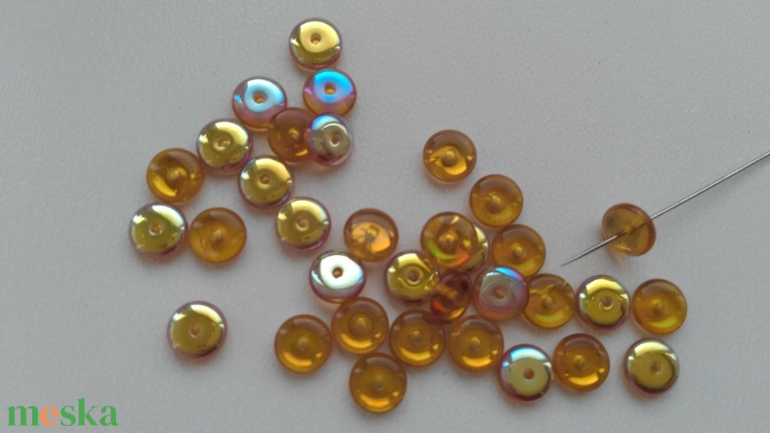 Cseh üveggyöngy, lapos korong - 5x2mm - 40 db / csomag - színjátszós sárga - kellékek & szerszámok - gyöngyfűzés kellékek - üveggyöngy - Meska.hu Cseh üveggyöngy, lapos korong - 5x2mm - 40 db / csomag - színjátszós sárga - kellékek & szerszámok - gyöngyfűzés kellékek - üveggyöngy - Meska.hu