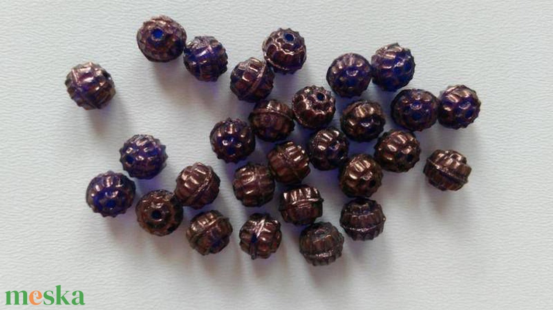 Cseh üveggyöngy - 7mm - sötétbarna - 29 db / csomag - kellékek & szerszámok - gyöngyfűzés kellékek - üveggyöngy - Meska.hu Cseh üveggyöngy - 7mm - sötétbarna - 29 db / csomag - kellékek & szerszámok - gyöngyfűzés kellékek - üveggyöngy - Meska.hu