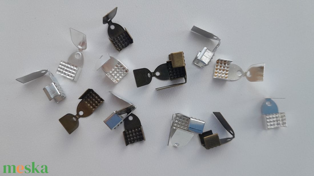 Szalagvég, végzáró - 11x6mm - 10 db / csomag - vegyes szín - kellékek & szerszámok - gyöngyfűzés kellékek - egyéb alkatrész - Meska.hu Szalagvég, végzáró - 11x6mm - 10 db / csomag - vegyes szín - kellékek & szerszámok - gyöngyfűzés kellékek - egyéb alkatrész - Meska.hu
