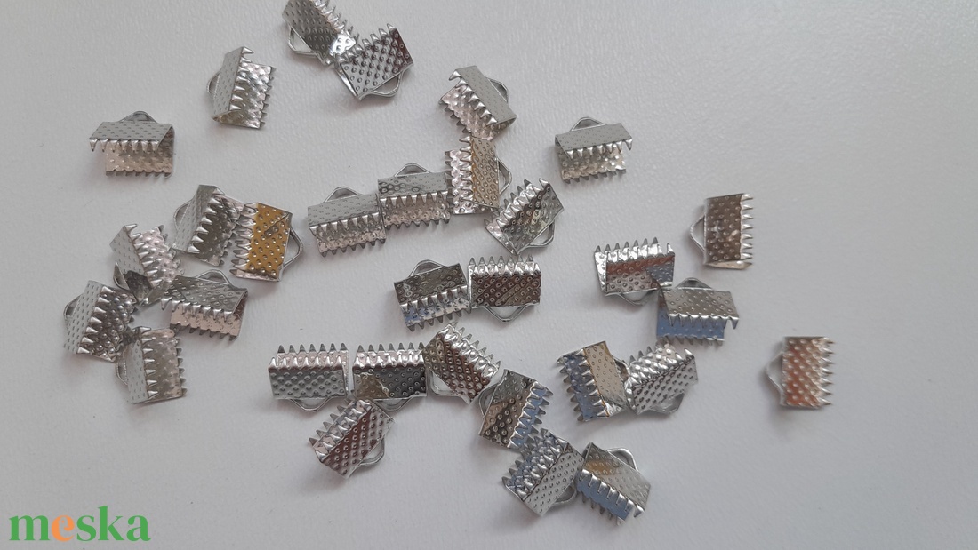 Szalagvég - 8mm - rhodium szín - 20 db / csomag - kellékek & szerszámok - gyöngyfűzés kellékek - egyéb alkatrész - Meska.hu Szalagvég - 8mm - rhodium szín - 20 db / csomag - kellékek & szerszámok - gyöngyfűzés kellékek - egyéb alkatrész - Meska.hu