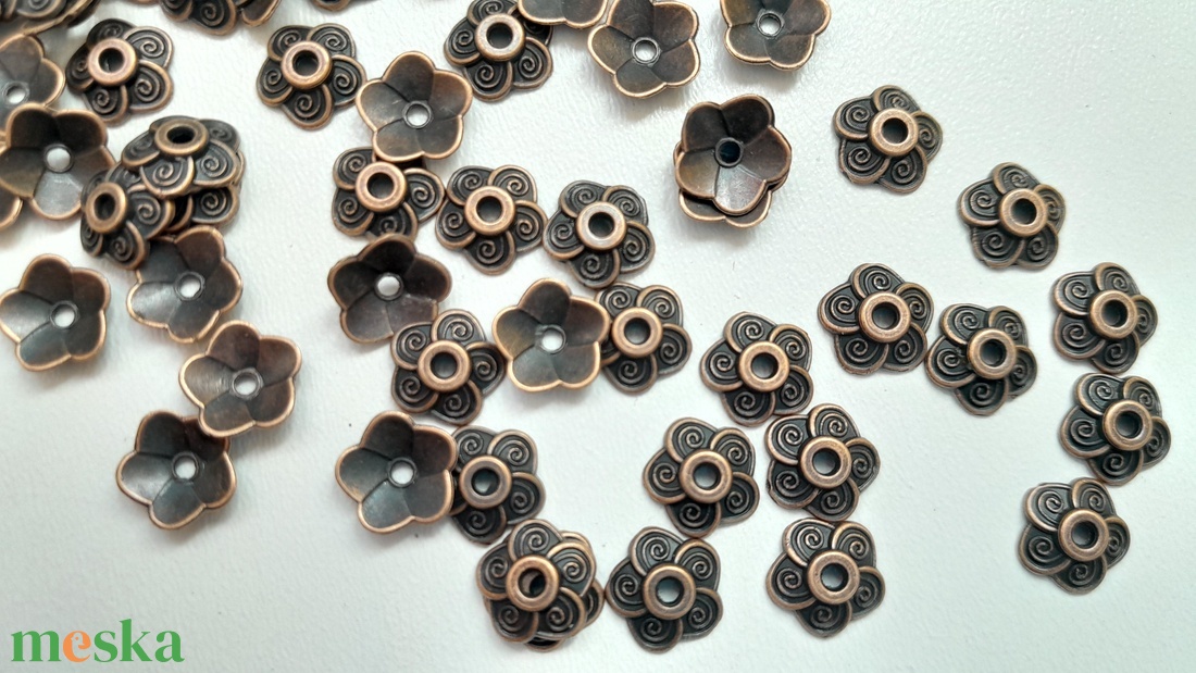 Fém gyöngykupak - 8mm - vörösréz szín - 20 db / csomag - kellékek & szerszámok - gyöngyfűzés kellékek - gyöngykupak - Meska.hu Fém gyöngykupak - 8mm - vörösréz szín - 20 db / csomag - kellékek & szerszámok - gyöngyfűzés kellékek - gyöngykupak - Meska.hu