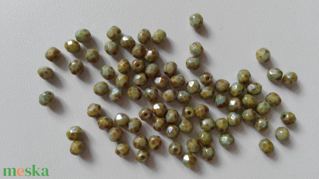 Cseh csiszolt üveggyöngy - 4mm - 80 db / csomag - márványos - kellékek & szerszámok - gyöngyfűzés kellékek - üveggyöngy - Meska.hu Cseh csiszolt üveggyöngy - 4mm - 80 db / csomag - márványos - kellékek & szerszámok - gyöngyfűzés kellékek - üveggyöngy - Meska.hu
