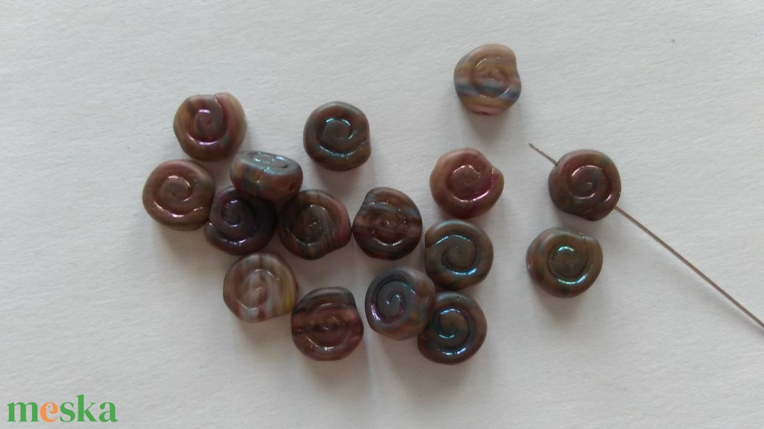 Cseh üveggyöngy csiga - 8x4mm - 27 db / csomag - kellékek & szerszámok - gyöngyfűzés kellékek - üveggyöngy - Meska.hu