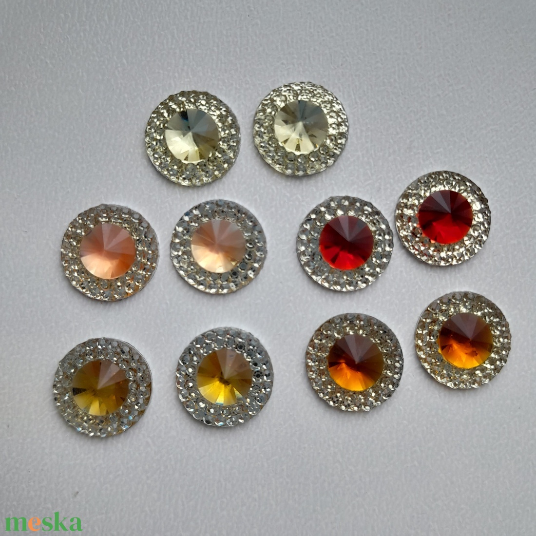 Akril lencse - 12mm - 10 db / csomag - vegyes - kellékek & szerszámok - ékszerkellék - akril lencse - Meska.hu Akril lencse - 12mm - 10 db / csomag - vegyes - kellékek & szerszámok - ékszerkellék - akril lencse - Meska.hu