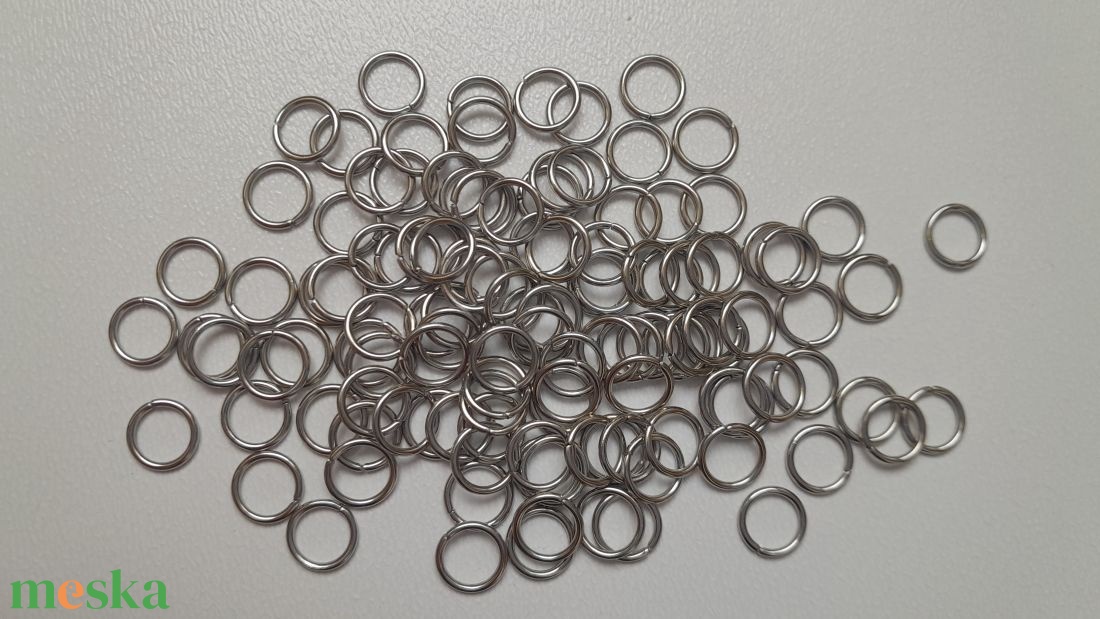Erős, nehezen nyitható szerelőkarika - 8mm - rhodium szín - 50 db / csomag - kellékek & szerszámok - gyöngyfűzés kellékek - szerelőkarika - Meska.hu Erős, nehezen nyitható szerelőkarika - 8mm - rhodium szín - 50 db / csomag - kellékek & szerszámok - gyöngyfűzés kellékek - szerelőkarika - Meska.hu