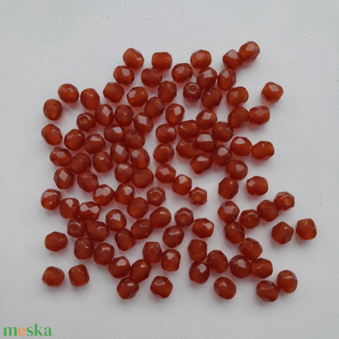 Cseh csiszolt üveggyöngy - 4mm - 100 db / csomag - barna - kellékek & szerszámok - gyöngyfűzés kellékek - üveggyöngy - Meska.hu Cseh csiszolt üveggyöngy - 4mm - 100 db / csomag - barna - kellékek & szerszámok - gyöngyfűzés kellékek - üveggyöngy - Meska.hu