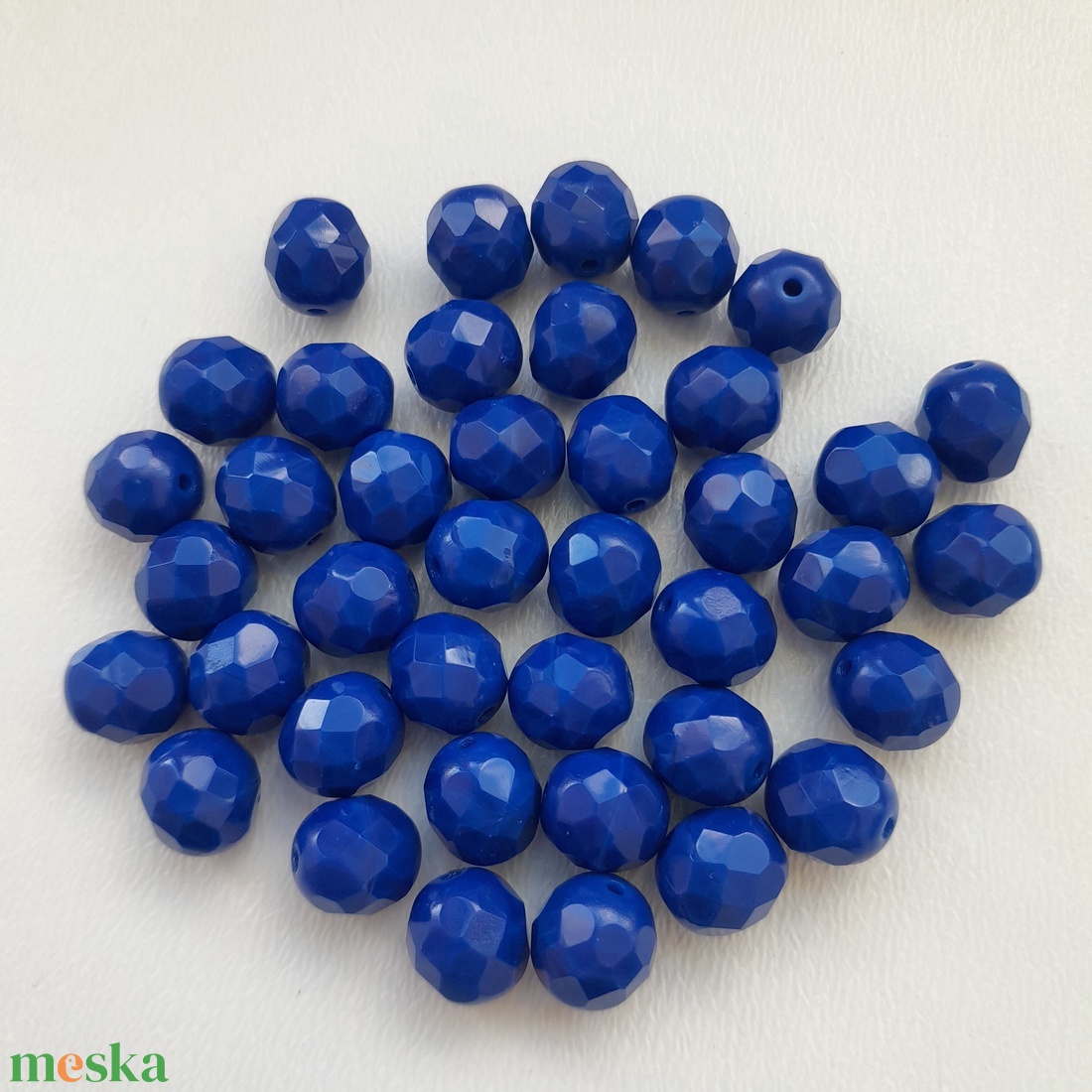 Cseh csiszolt üveggyöngy - 8mm - 30 db / csomag - kék - kellékek & szerszámok - gyöngyfűzés kellékek - üveggyöngy - Meska.hu