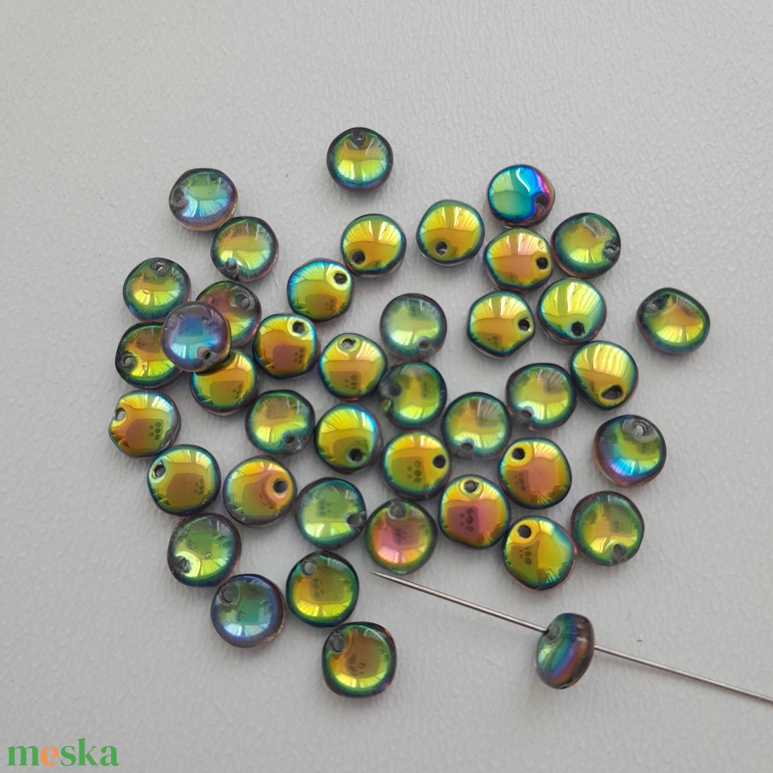 Cseh üveggyöngy - 6x3mm - 40 db / csomag - színjátszós - kellékek & szerszámok - gyöngyfűzés kellékek - üveggyöngy - Meska.hu Cseh üveggyöngy - 6x3mm - 40 db / csomag - színjátszós - kellékek & szerszámok - gyöngyfűzés kellékek - üveggyöngy - Meska.hu