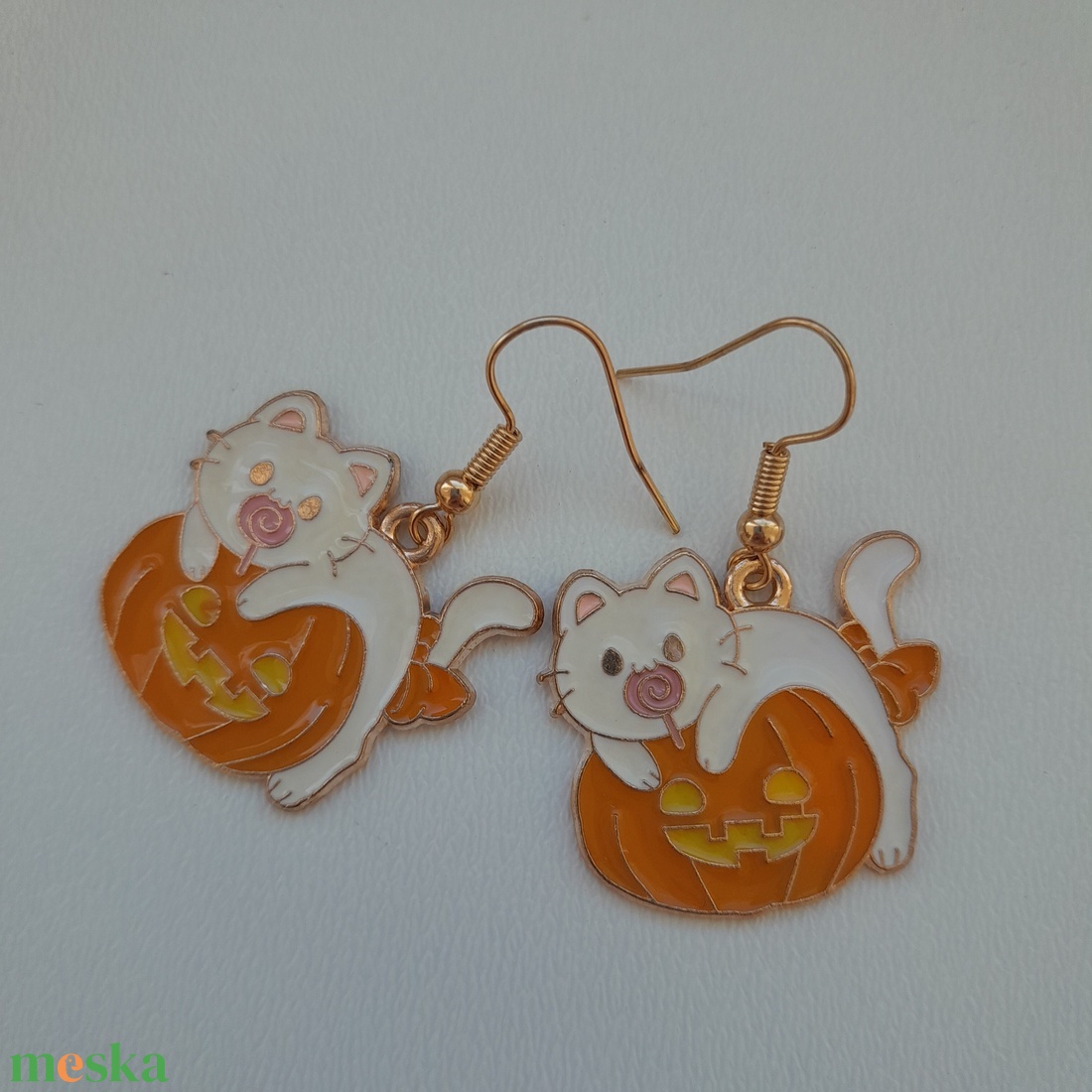 Halloween-fülbevaló - tök-cica - ékszer - fülbevaló - lógó fülbevaló - Meska.hu Halloween-fülbevaló - tök-cica - ékszer - fülbevaló - lógó fülbevaló - Meska.hu