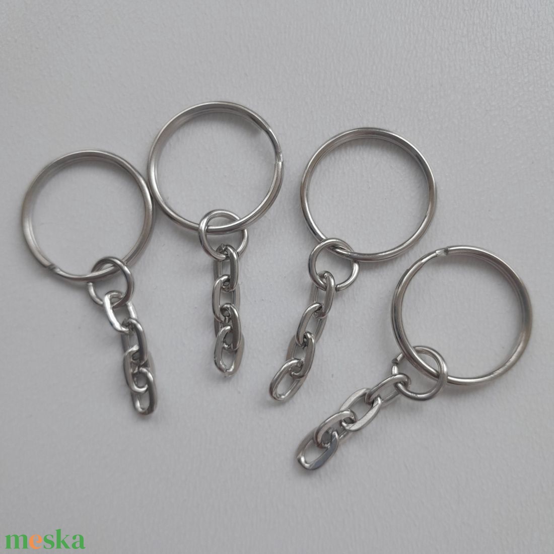 Kulcstartó alap - 20mm - rhodium szín - 10 db / csomag - kellékek & szerszámok - gyöngyfűzés kellékek - egyéb alkatrész - Meska.hu Kulcstartó alap - 20mm - rhodium szín - 10 db / csomag - kellékek & szerszámok - gyöngyfűzés kellékek - egyéb alkatrész - Meska.hu