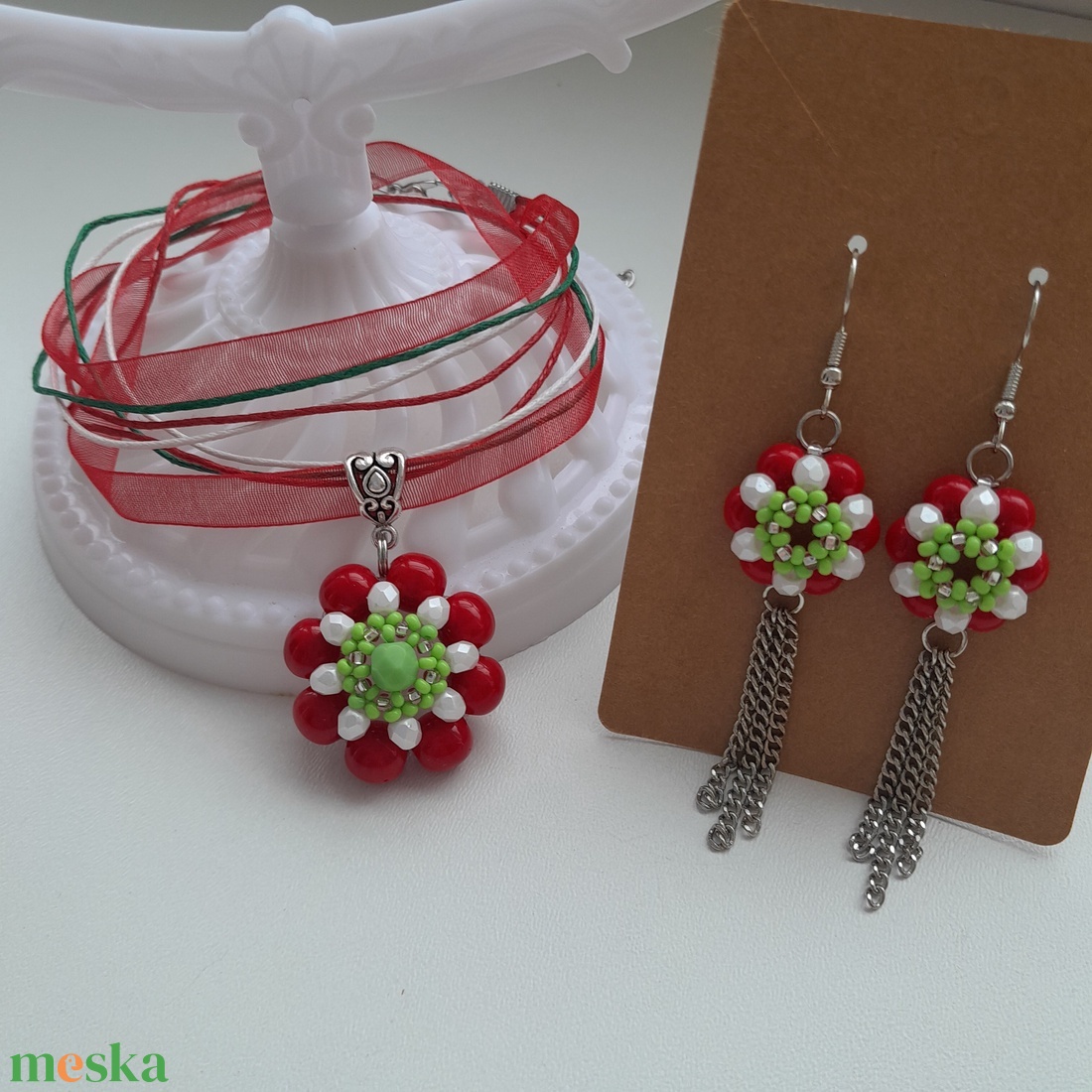 Nemzeti színű gyöngyös ékszer - ékszer - ékszerszett - Meska.hu